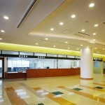 エントランスと総合受付