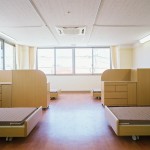 病室４床